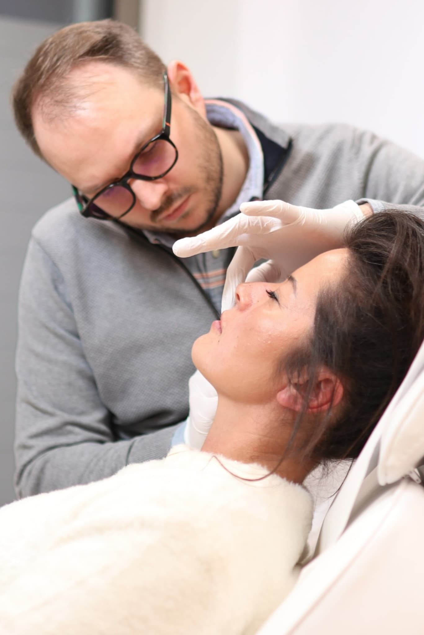 Ästhetische Behandlung durch Dr. Nejc Areh Gruber